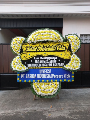 Papan Bunga Duka di Batang Ayumi Jae